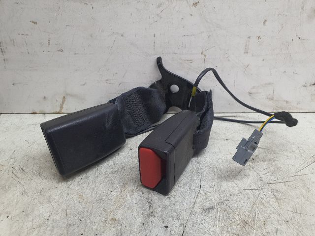 bontott DACIA DUSTER Bal hátsó Biztonsági Öv Csat