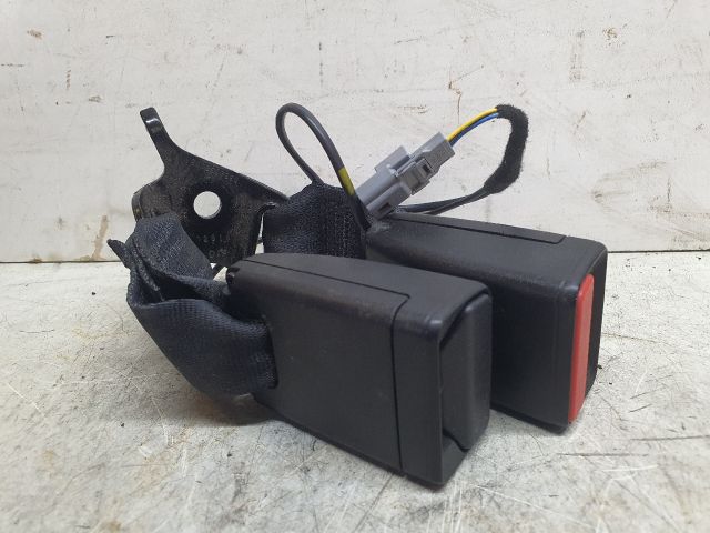 bontott DACIA DUSTER Bal hátsó Biztonsági Öv Csat