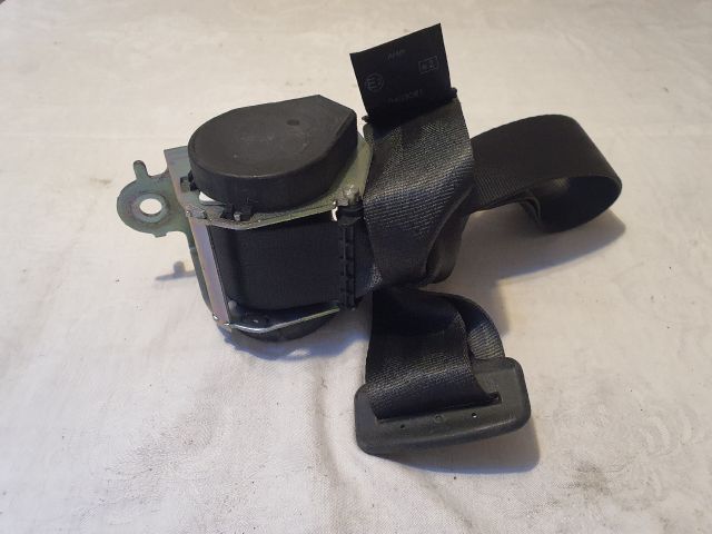 bontott DACIA DUSTER Bal hátsó Biztonsági Öv