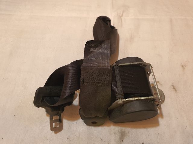 bontott DACIA DUSTER Bal hátsó Biztonsági Öv