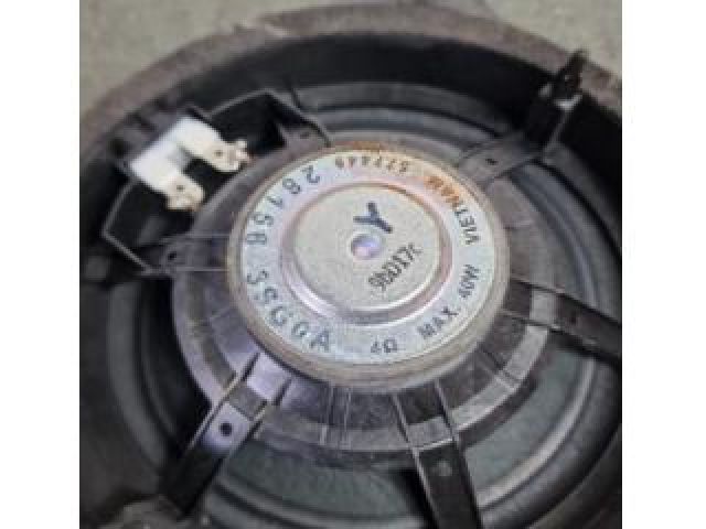 bontott DACIA DUSTER Bal hátsó Hangszóró