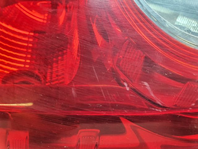 bontott DACIA DUSTER Bal Hátsó Lámpa