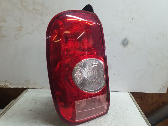 bontott DACIA DUSTER Bal Hátsó Lámpa