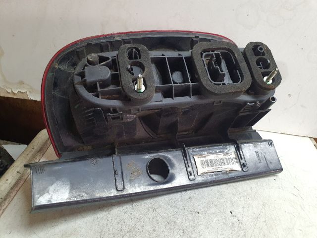 bontott DACIA DUSTER Bal Hátsó Lámpa