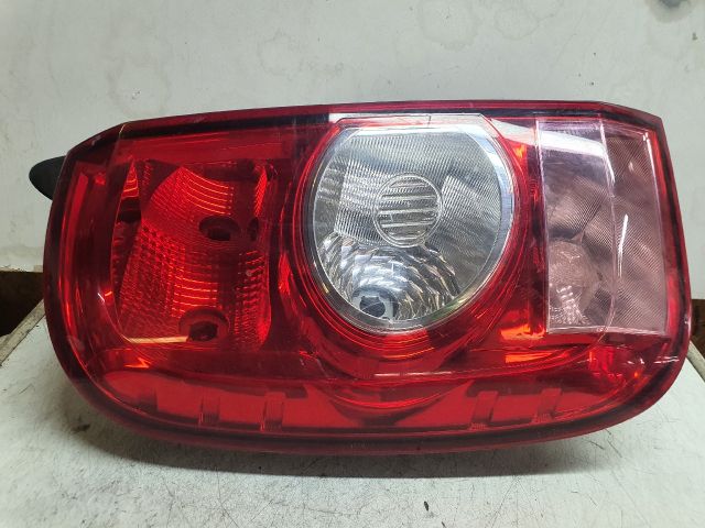 bontott DACIA DUSTER Bal Hátsó Lámpa