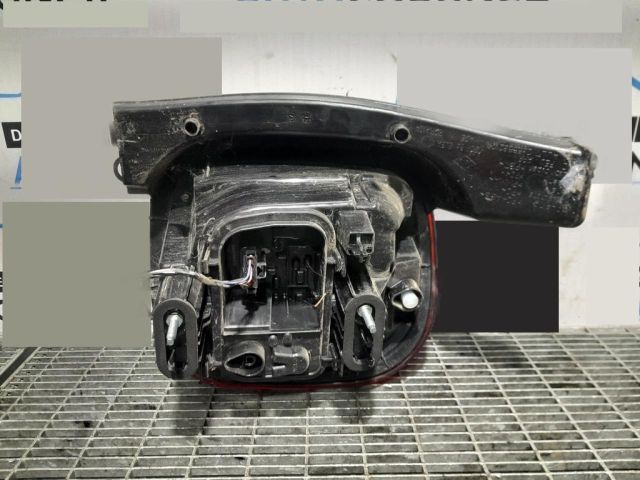 bontott DACIA DUSTER Bal Hátsó Lámpa