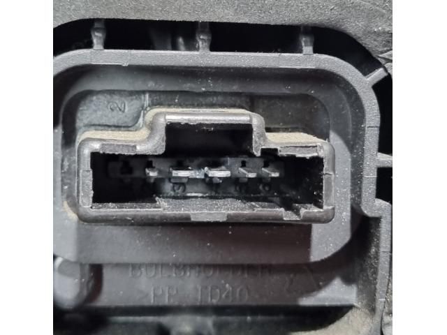 bontott DACIA DUSTER Bal Hátsó Lámpa