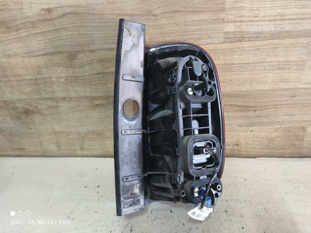 bontott DACIA DUSTER Bal Hátsó Lámpa