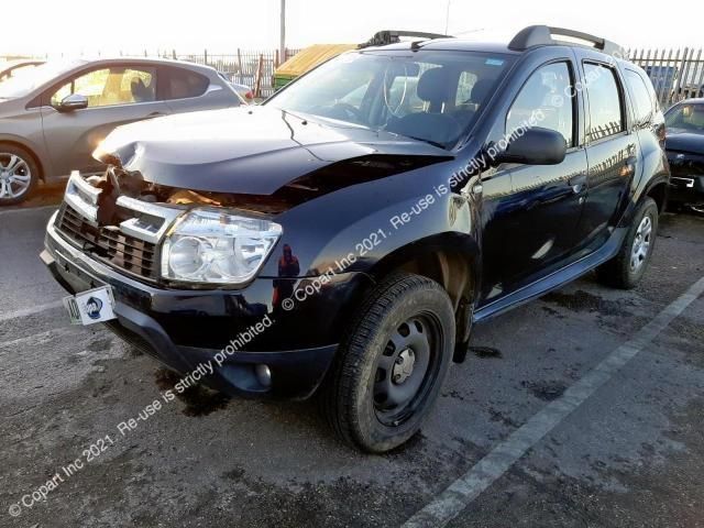 bontott DACIA DUSTER Bal hátsó Lökhárító Tartó (Műanyag)