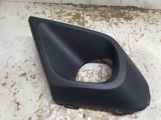 bontott DACIA DUSTER Bal Ködfényszóró Lámpakeret