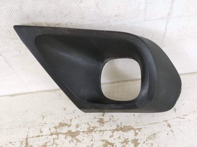 bontott DACIA DUSTER Bal Ködzárófény Keret