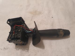 bontott DACIA DUSTER Bal Kormánykapcsoló Irányjelző