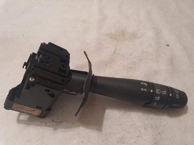 bontott DACIA DUSTER Bal Kormánykapcsoló Irányjelző