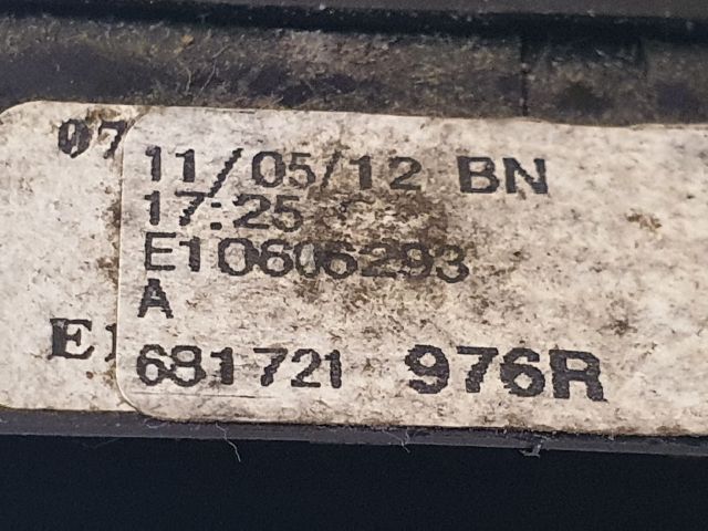 bontott DACIA DUSTER Bal Kormánykapcsoló Irányjelző