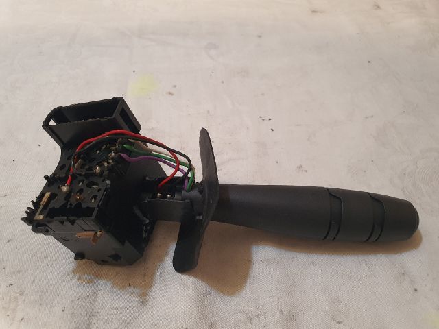 bontott DACIA DUSTER Bal Kormánykapcsoló Irányjelző