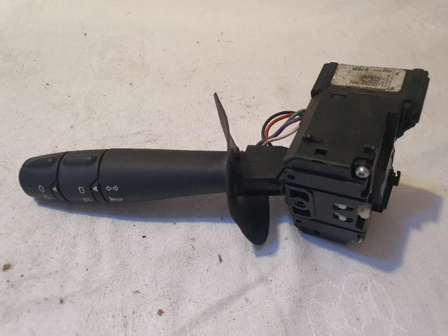 bontott DACIA DUSTER Bal Kormánykapcsoló Irányjelző