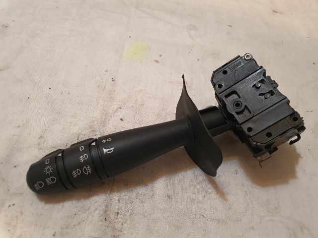 bontott DACIA DUSTER Bal Kormánykapcsoló Irányjelző