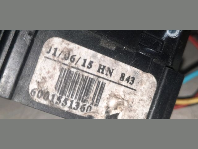 bontott DACIA DUSTER Bal Kormánykapcsoló Irányjelző