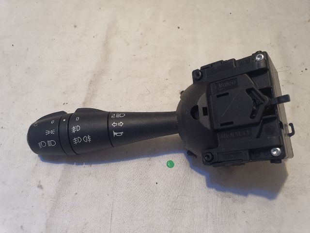 bontott DACIA DUSTER Bal Kormánykapcsoló Irányjelző