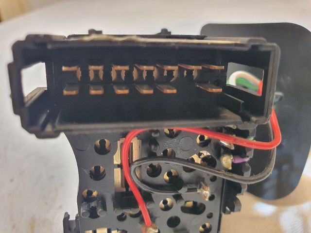 bontott DACIA DUSTER Bal Kormánykapcsoló Irányjelző