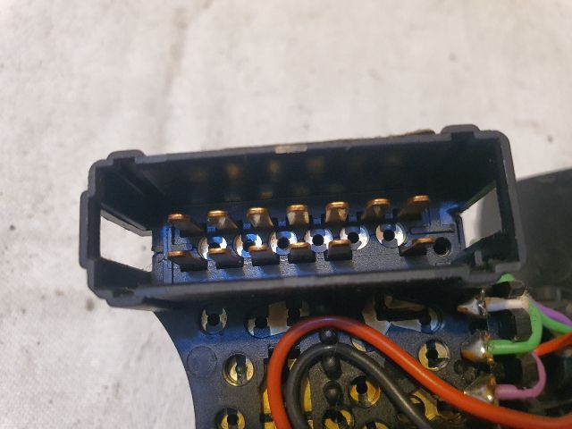 bontott DACIA DUSTER Bal Kormánykapcsoló Irányjelző