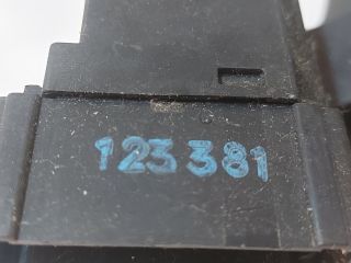 bontott DACIA DUSTER Bal Kormánykapcsoló Irányjelző