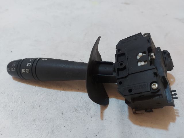 bontott DACIA DUSTER Bal Kormánykapcsoló Irányjelző