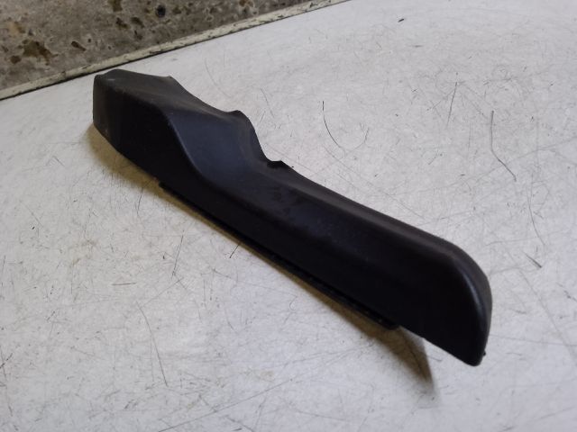 bontott DACIA DUSTER Bal Levélrács Záróvég