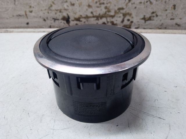 bontott DACIA DUSTER Bal Szellőző