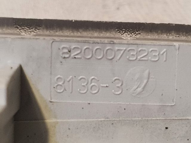 bontott DACIA DUSTER Beltér Világítás Első