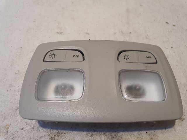 bontott DACIA DUSTER Beltér Világítás Első