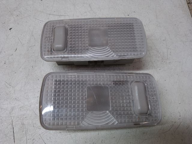 bontott DACIA DUSTER Beltér Világítás Hátsó