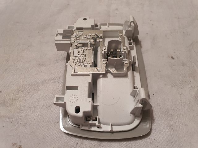 bontott DACIA DUSTER Beltér Világítás Hátsó