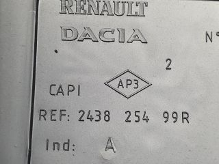 bontott DACIA DUSTER Biztosítéktábla Doboz