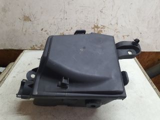 bontott DACIA DUSTER Biztosítéktábla Doboz