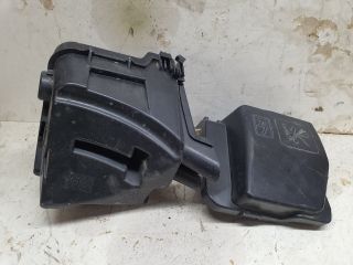 bontott DACIA DUSTER Biztosítéktábla Doboz