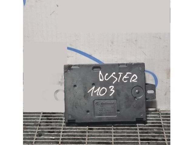 bontott DACIA DUSTER Biztosítéktábla Utastér