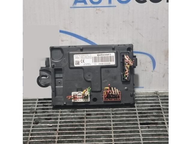 bontott DACIA DUSTER Biztosítéktábla Utastér