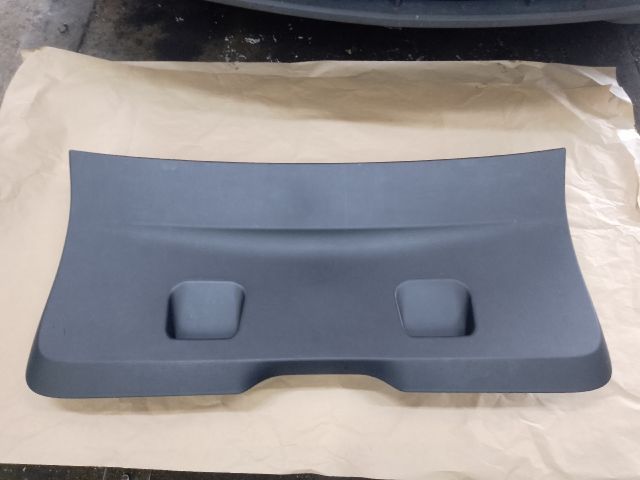 bontott DACIA DUSTER Csomagtérajtó Kárpit