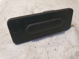 bontott DACIA DUSTER Csomagtérajtó Kilincs