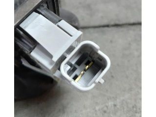 bontott DACIA DUSTER Csomagtérajtó Kilincs