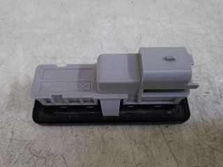 bontott DACIA DUSTER Csomagtérajtó Kilincs