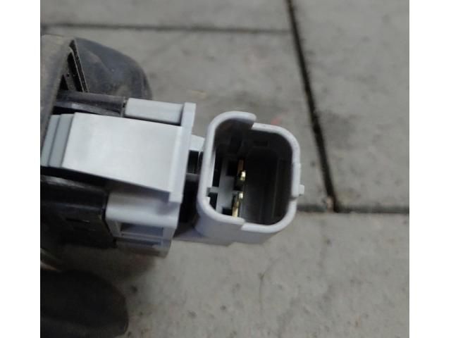 bontott DACIA DUSTER Csomagtérajtó Kilincs