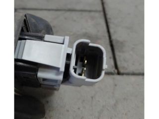 bontott DACIA DUSTER Csomagtérajtó Kilincs