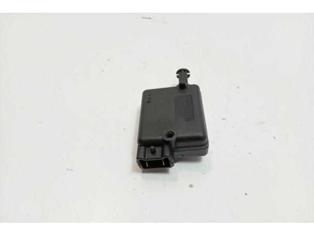 bontott DACIA DUSTER Csomagtérajtó Motor