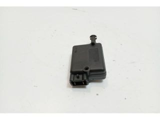 bontott DACIA DUSTER Csomagtérajtó Motor