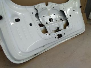 bontott DACIA DUSTER Csomagtérajtó (Üres lemez)