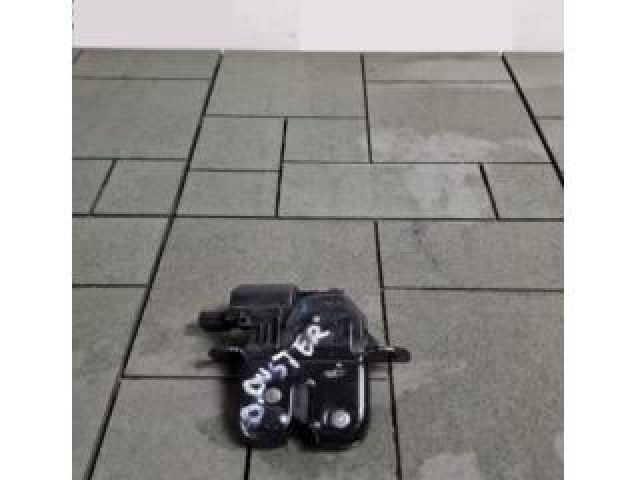 bontott DACIA DUSTER Csomagtérajtó Zárszerkezet