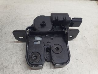 bontott DACIA DUSTER Csomagtérajtó Zárszerkezet