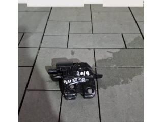 bontott DACIA DUSTER Csomagtérajtó Zárszerkezet